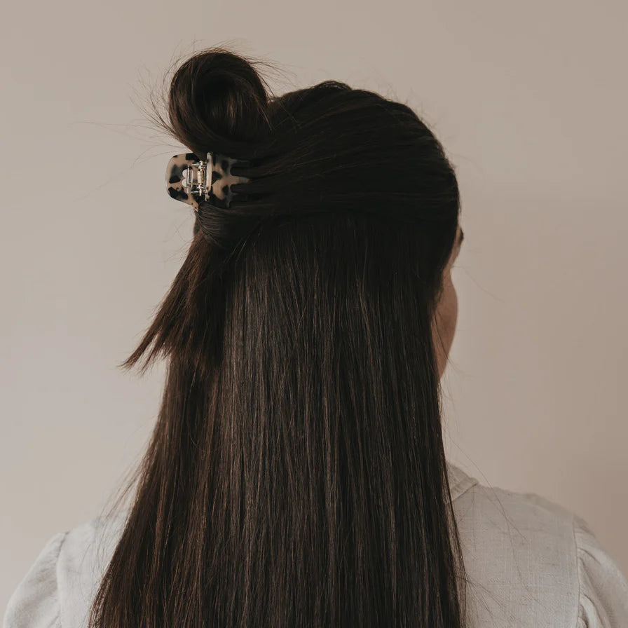 Eulenschnitt Haarspange klein HERZ LEO braun