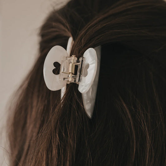 Eulenschnitt Haarklammer groß HERZ Pearl weiß