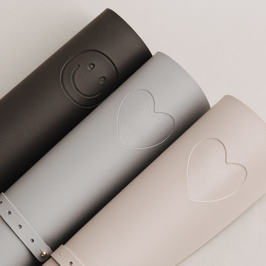 Eulenschnitt Schreibtischunterlage Lederimitat HERZ grau