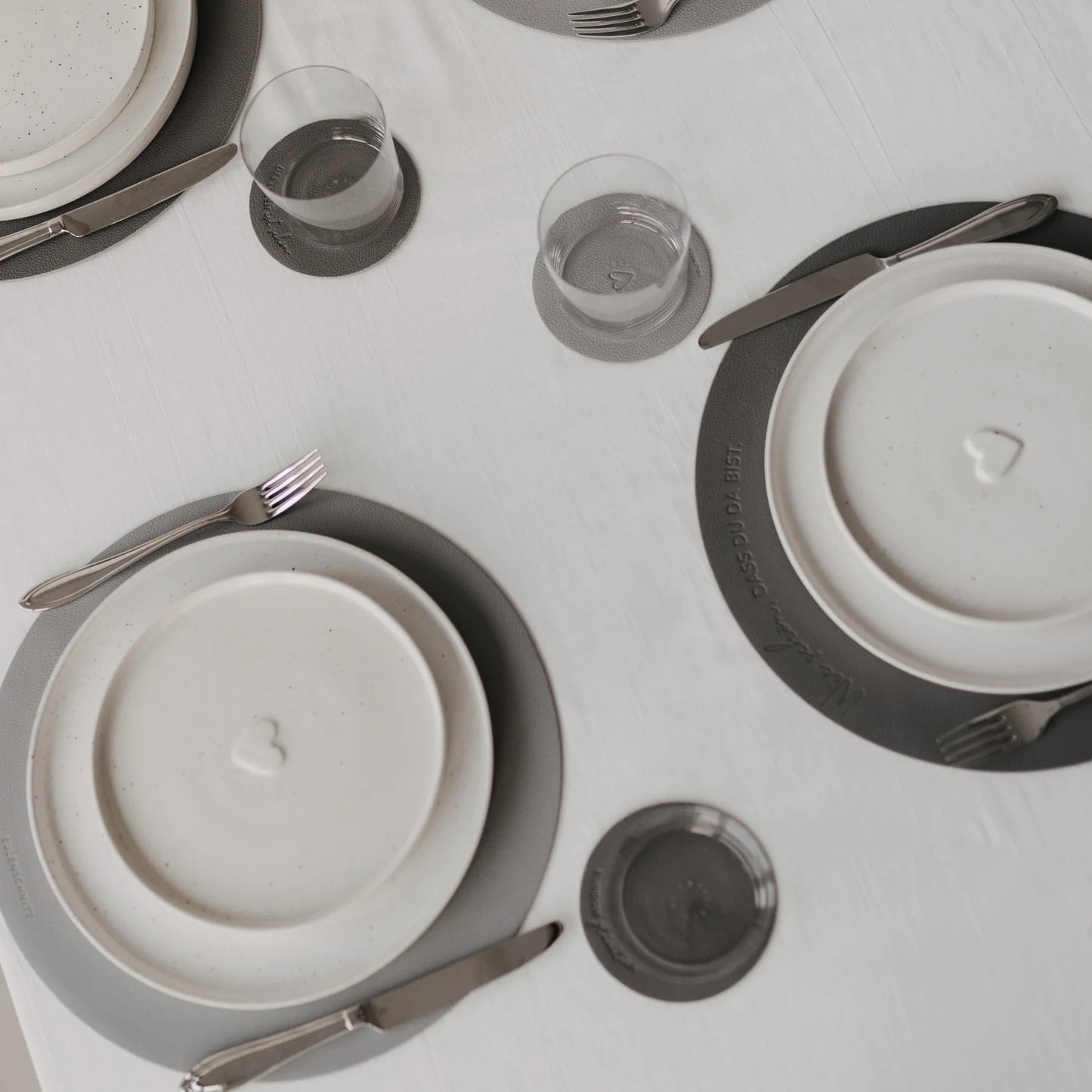 Eulenschnitt wendbares Platzset WIE SCHÖN grau