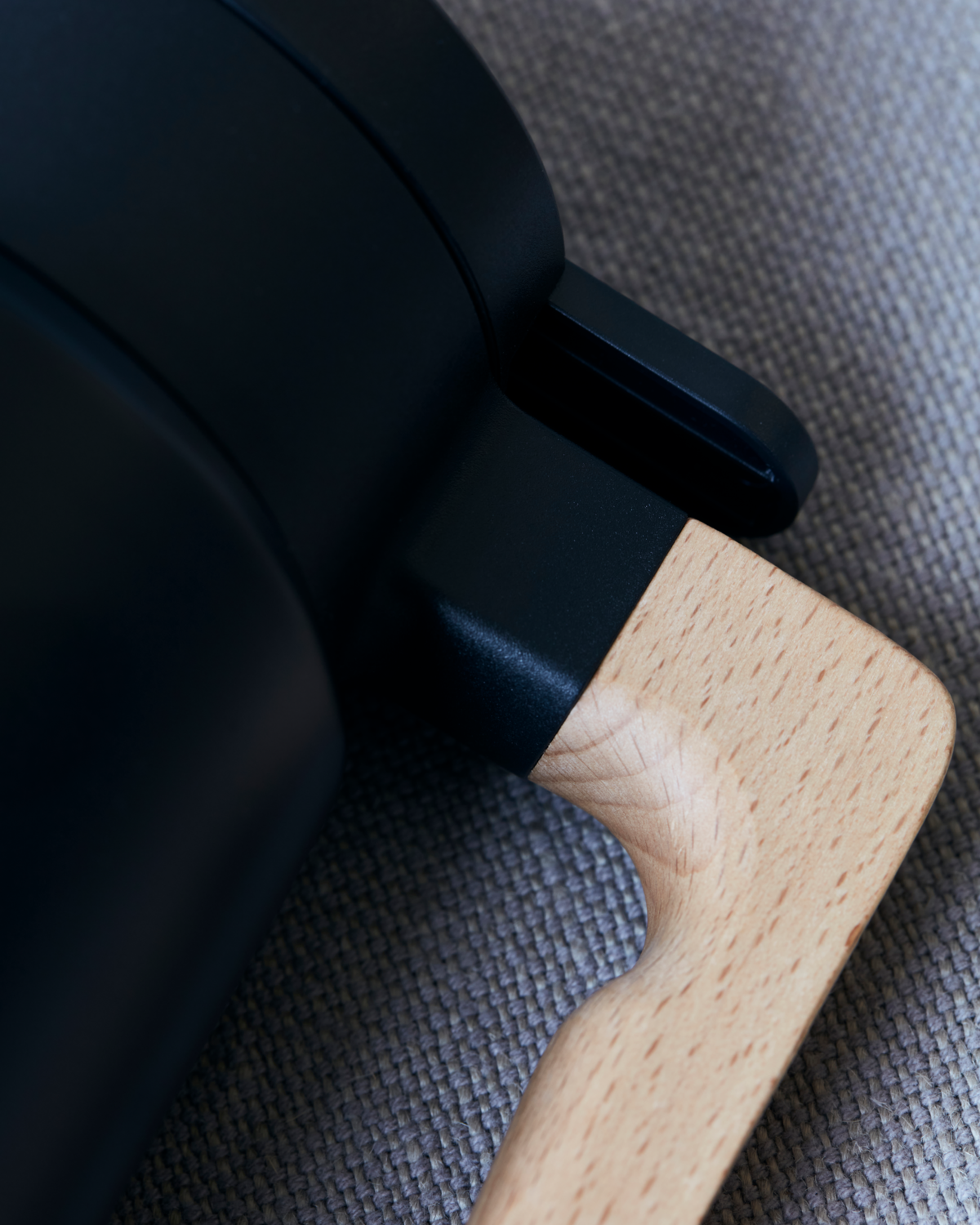 House Doctor Thermoskanne COLE, schwarz 1,8 L