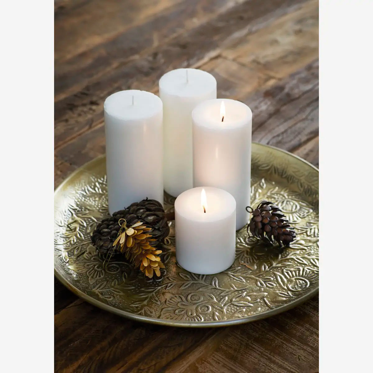 Madam Stoltz Zapfen Metall gold