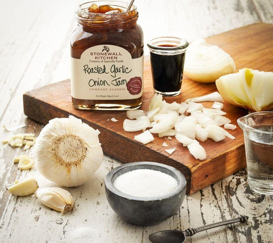 Stonewall Kitchen Roasted Garlic Onion Jam, 369 g