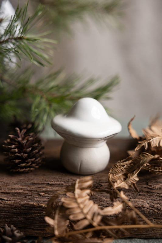 Storefactory Pilz SKOGSTORP Keramik weiß