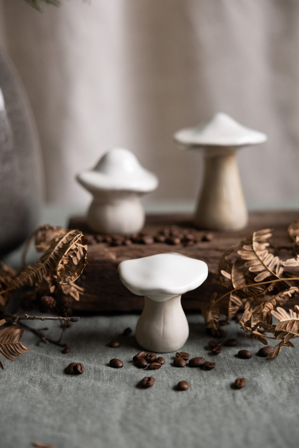Storefactory Pilz SKOGSTORP Keramik weiß