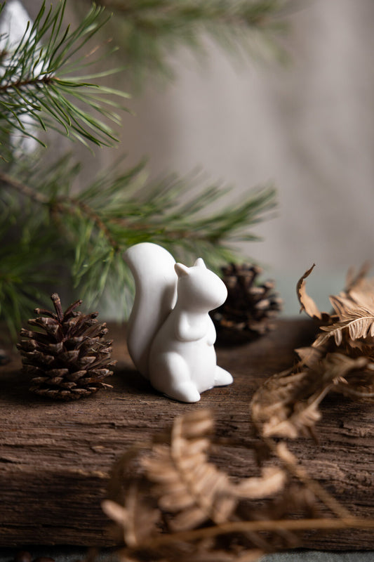 Storefactory Eichhörnchen OTIS matt weiß, verschiedene Größen