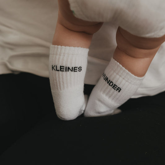 Eulenschnitt Baby Socken KLEINES WUNDER