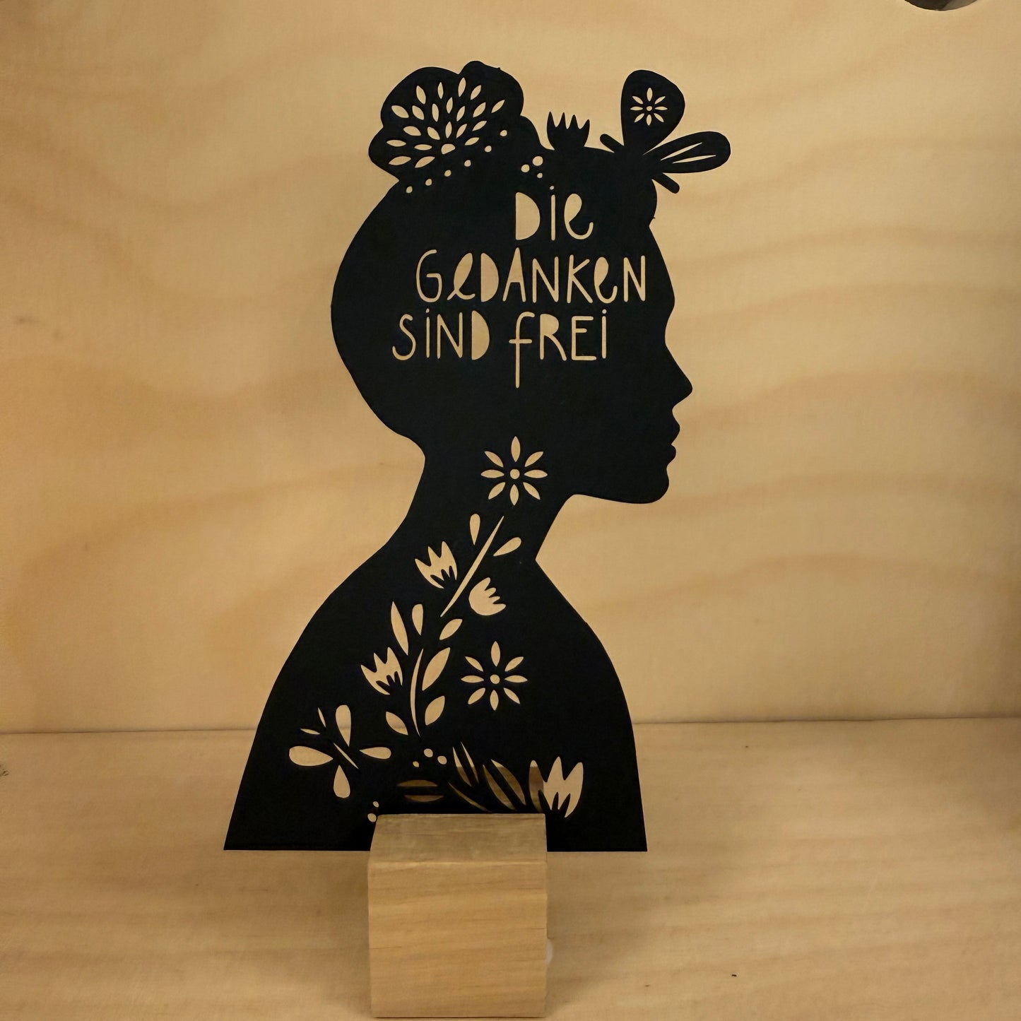 Zauber und Zunder Papercut DIE GEDANKEN SIND FREI