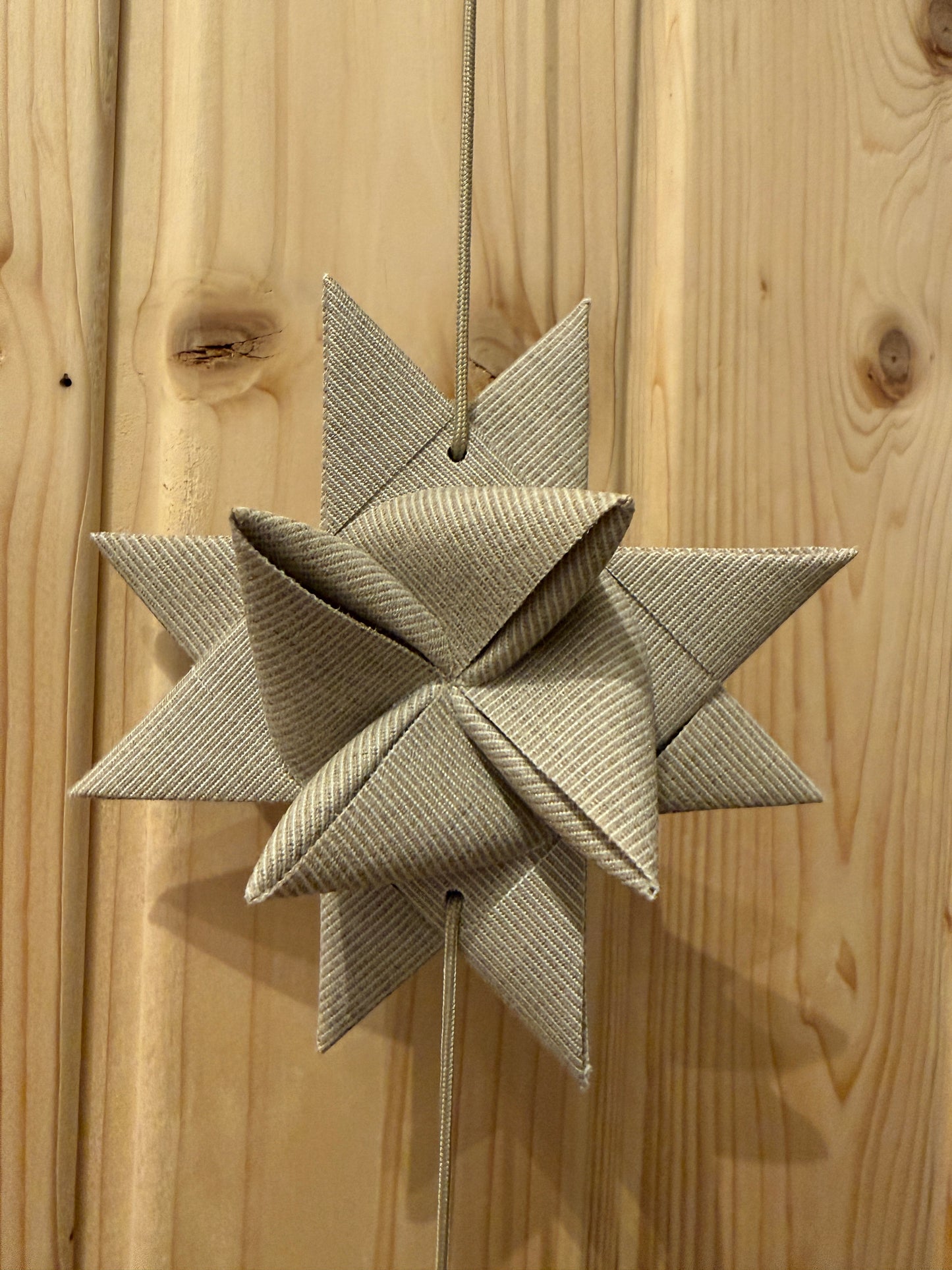 Stjernefabrikken String of Stars 3 Sterne Türdekoration Canvas weiß