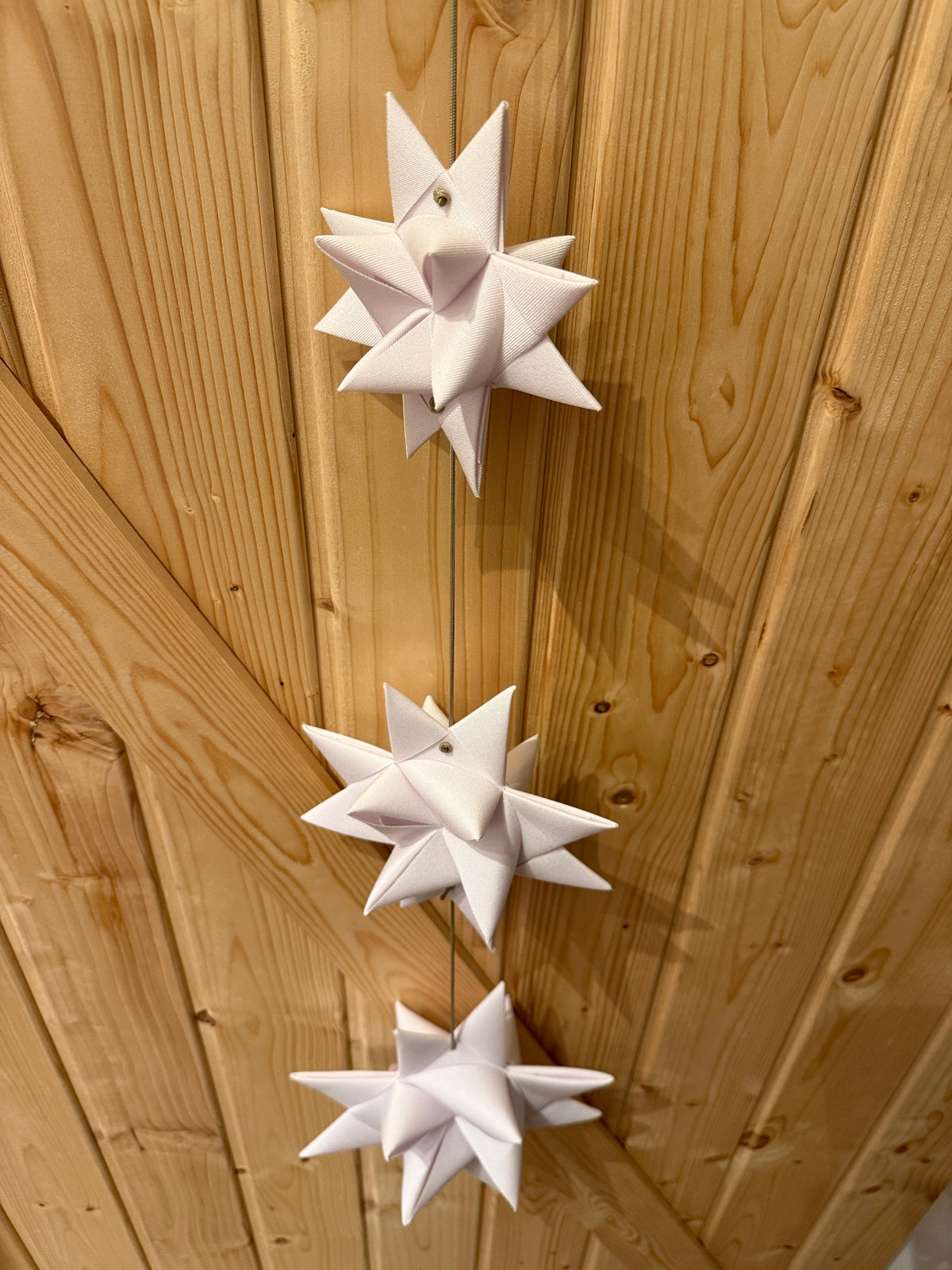Stjernefabrikken String of Stars 3 Sterne Türdekoration Canvas weiß