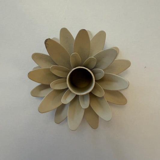 Madleys Kerzenhalter Blume für dünne Kerze creme
