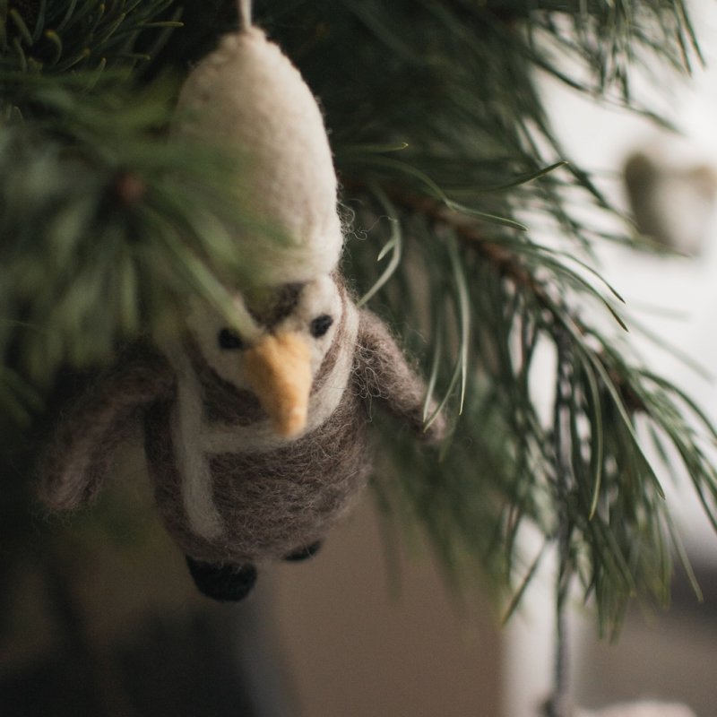DBKD Filz Pinguin Anhänger 11 cm
