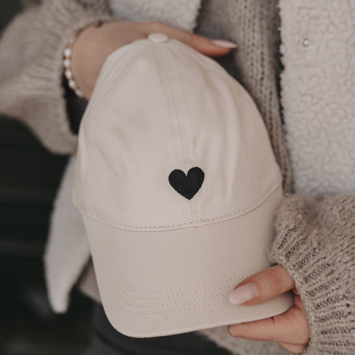 Eulenschnitt Cap HERZ beige