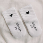 Eulenschnitt Baby Socken HERZ schwarz