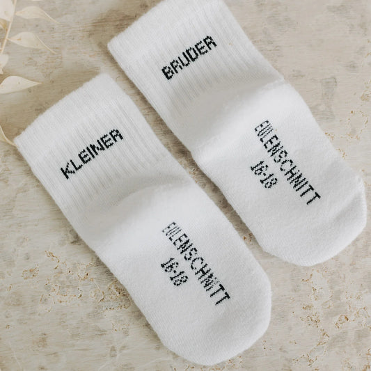 Eulenschnitt Baby Socken KLEINER BRUDER