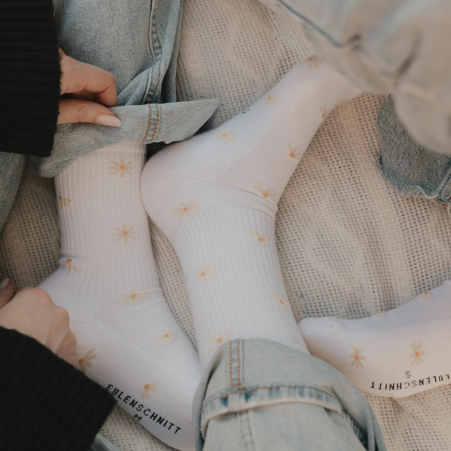 Eulenschnitt Socken DAISY allover
