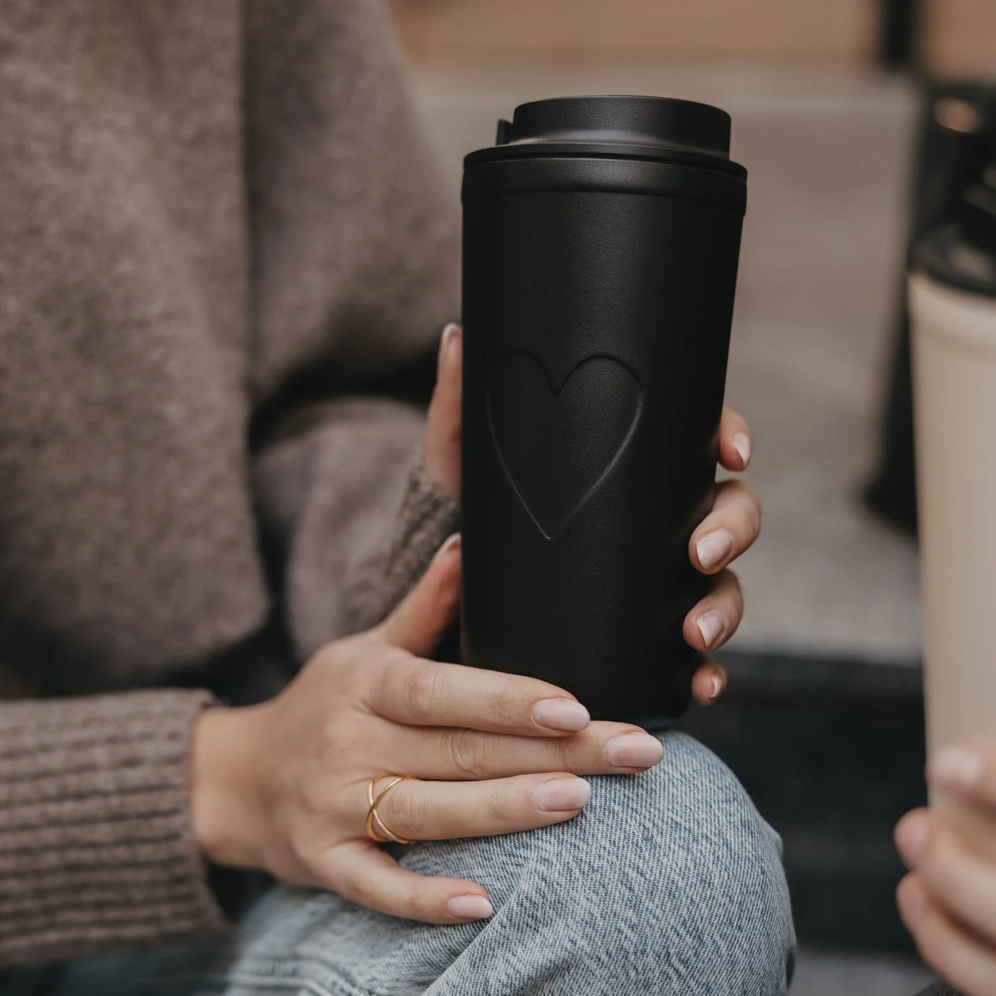 Eulenschnitt To Go Becher HERZ schwarz