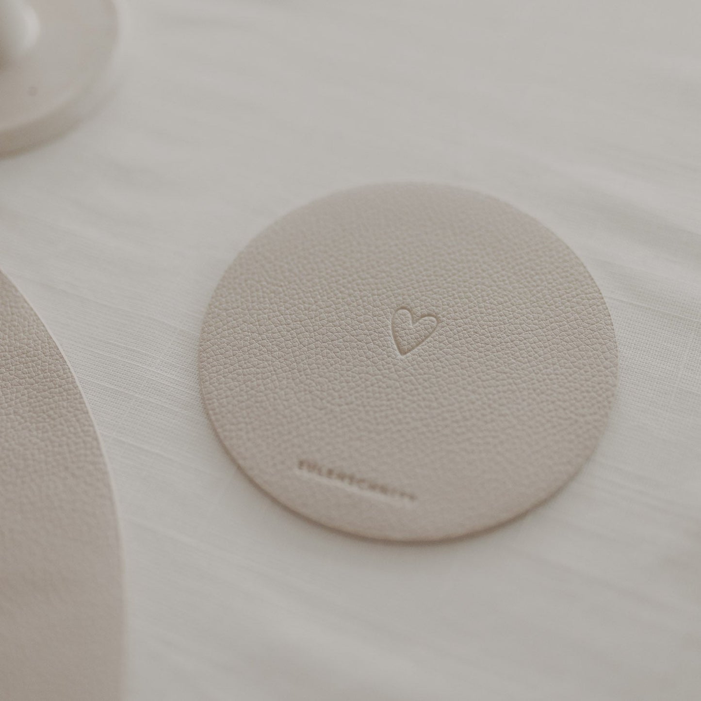Eulenschnitt wendbare Untersetzer für Gläser HERZ creme, 2er Set