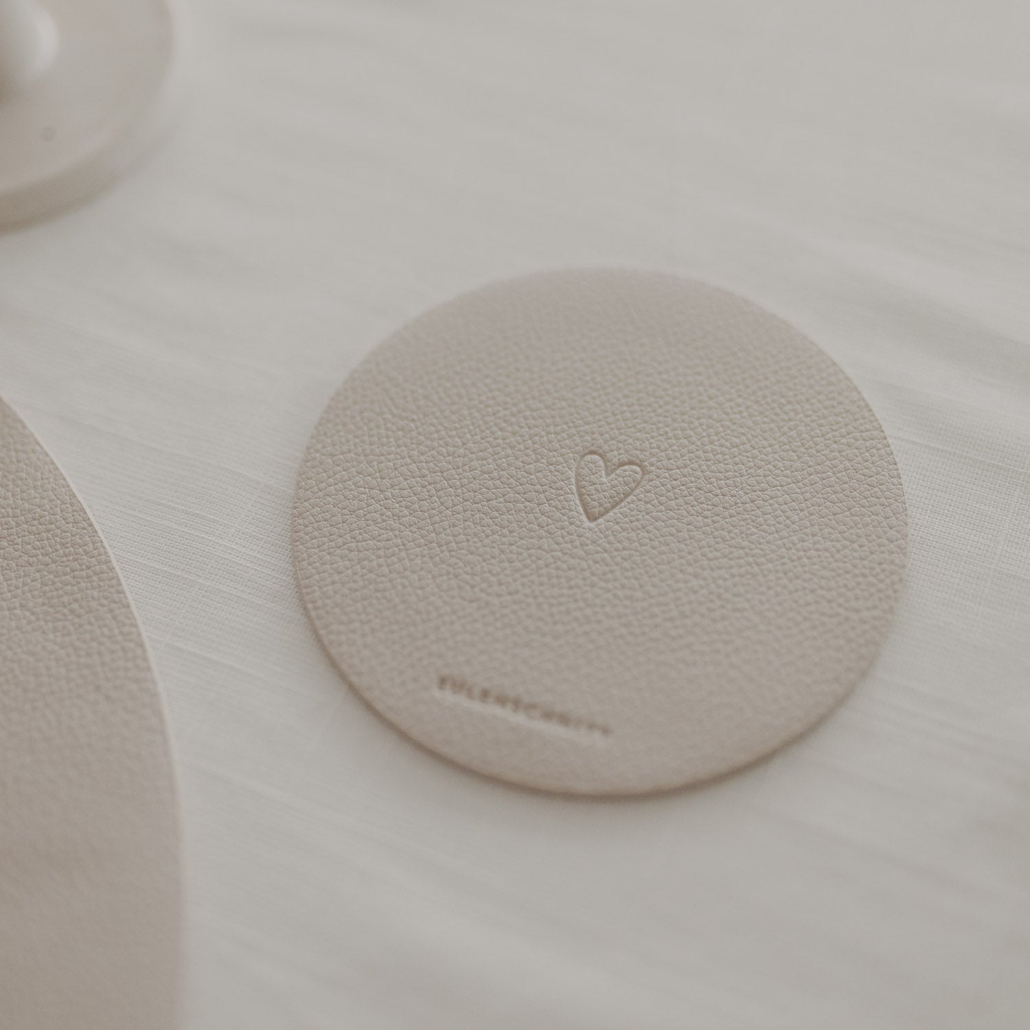 Eulenschnitt wendbare Untersetzer für Gläser HERZ creme, 2er Set