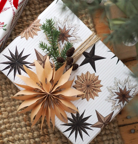 Frollein Lücke Geschenkpapierbogen PAPIERSTERNE