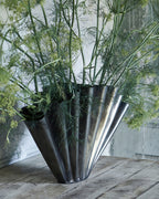 House Doctor Vase FLOOD antikes braun Bronze