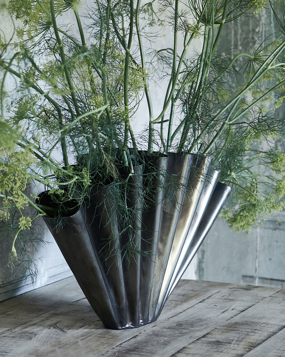 House Doctor Vase FLOOD antikes braun Bronze