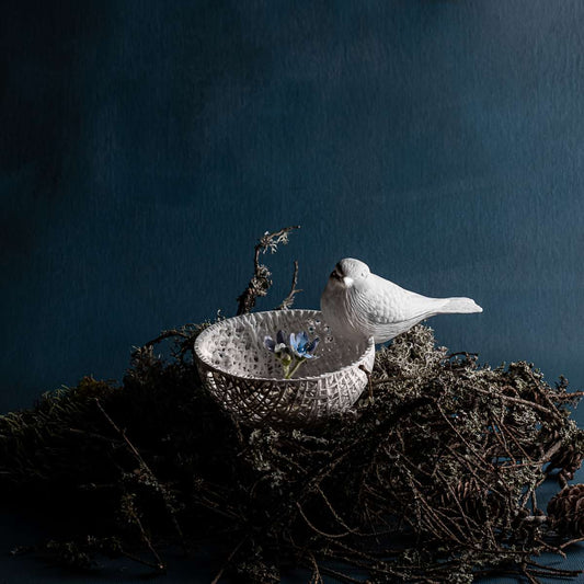 Klatt objects Blaumeise Vogel Kantenhocker Porzellan