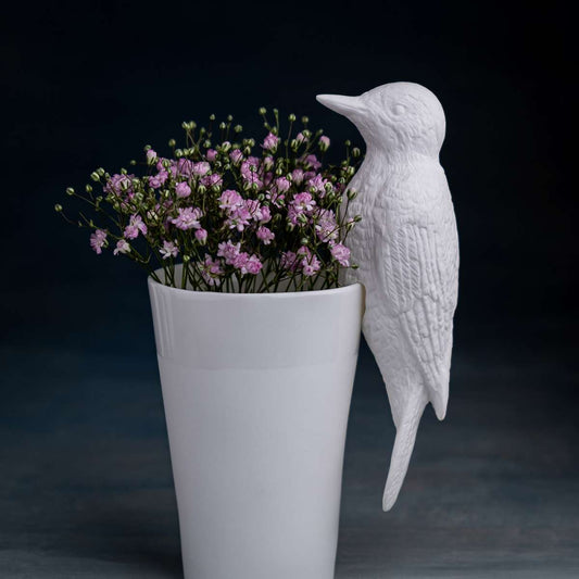 Klatt objects Vogel Specht Kantenhocker Porzellan