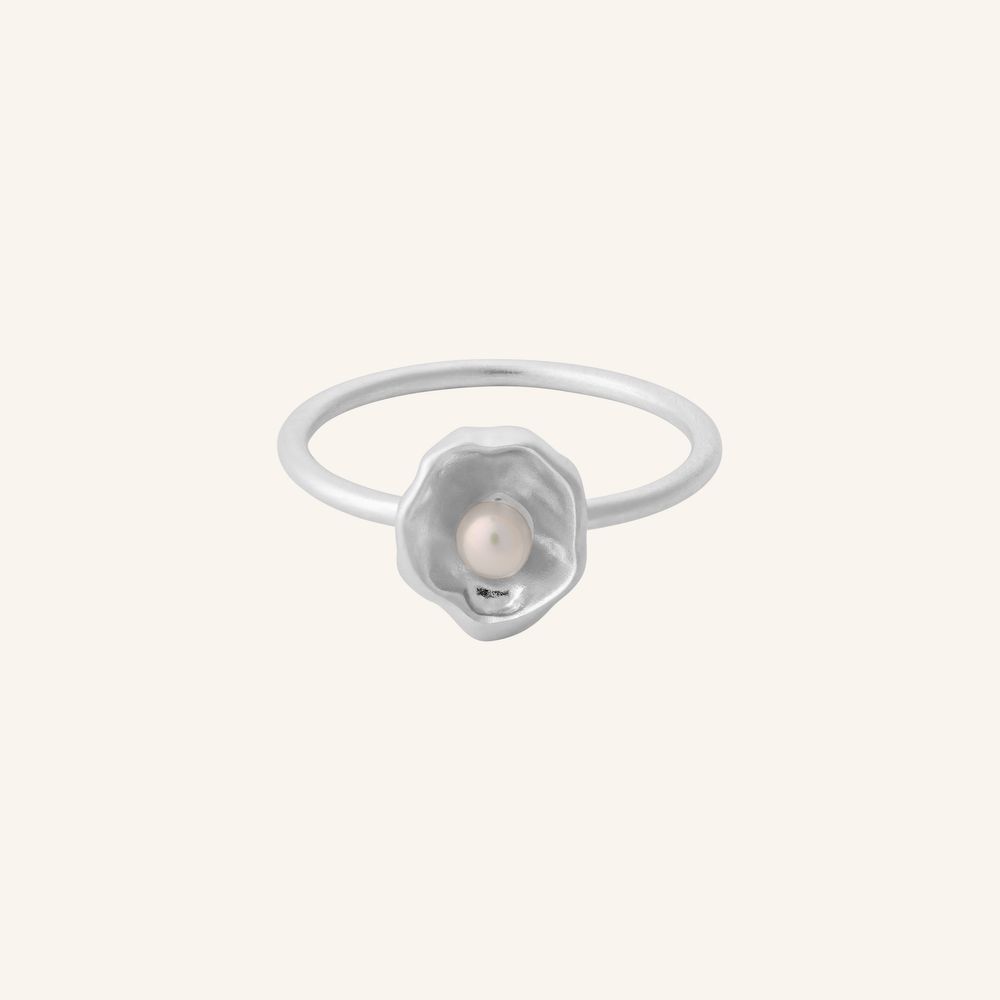 Pernille Corydon Ring HIDDEN PEARL