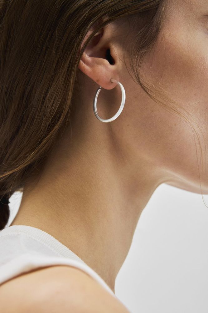 Pernille Corydon Ohrringe Creole SMALL CIRCLE LINE Hoops
